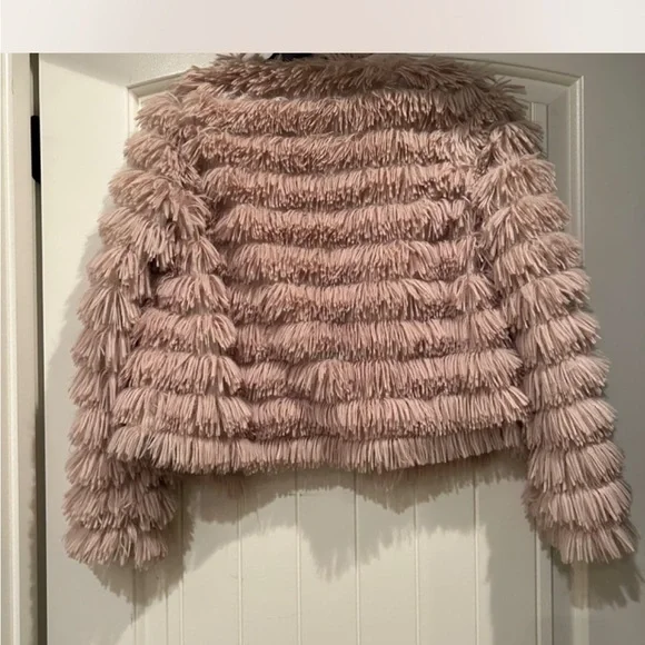 Sage brand tiered fuzzy jacket in cream/light brown - Picture 4 of 4